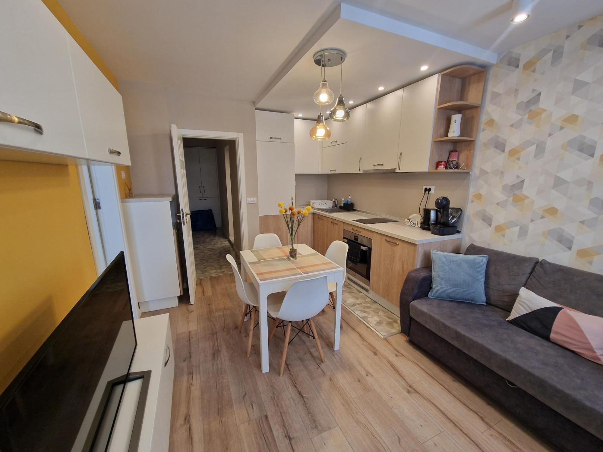 Brand New Luxury Flat In The City Center Warna Exterior foto